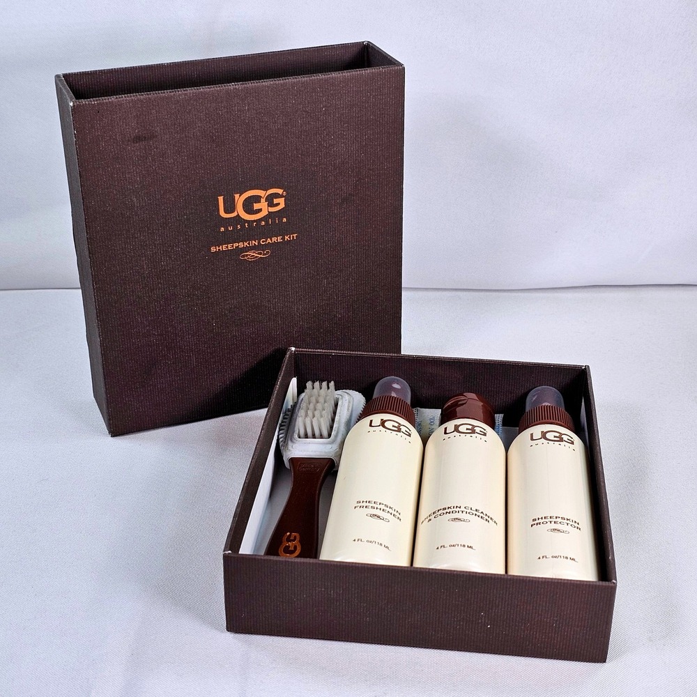 UGG Australia Sheepskin Care Kit Cleaner Conditioner Protector Brush Set 4oz